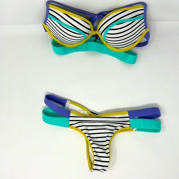 VS Swim Set The Double-Banded Push-up Hottie Halter The Itsy Bikini Set 32C XS - Picture 4 of 5